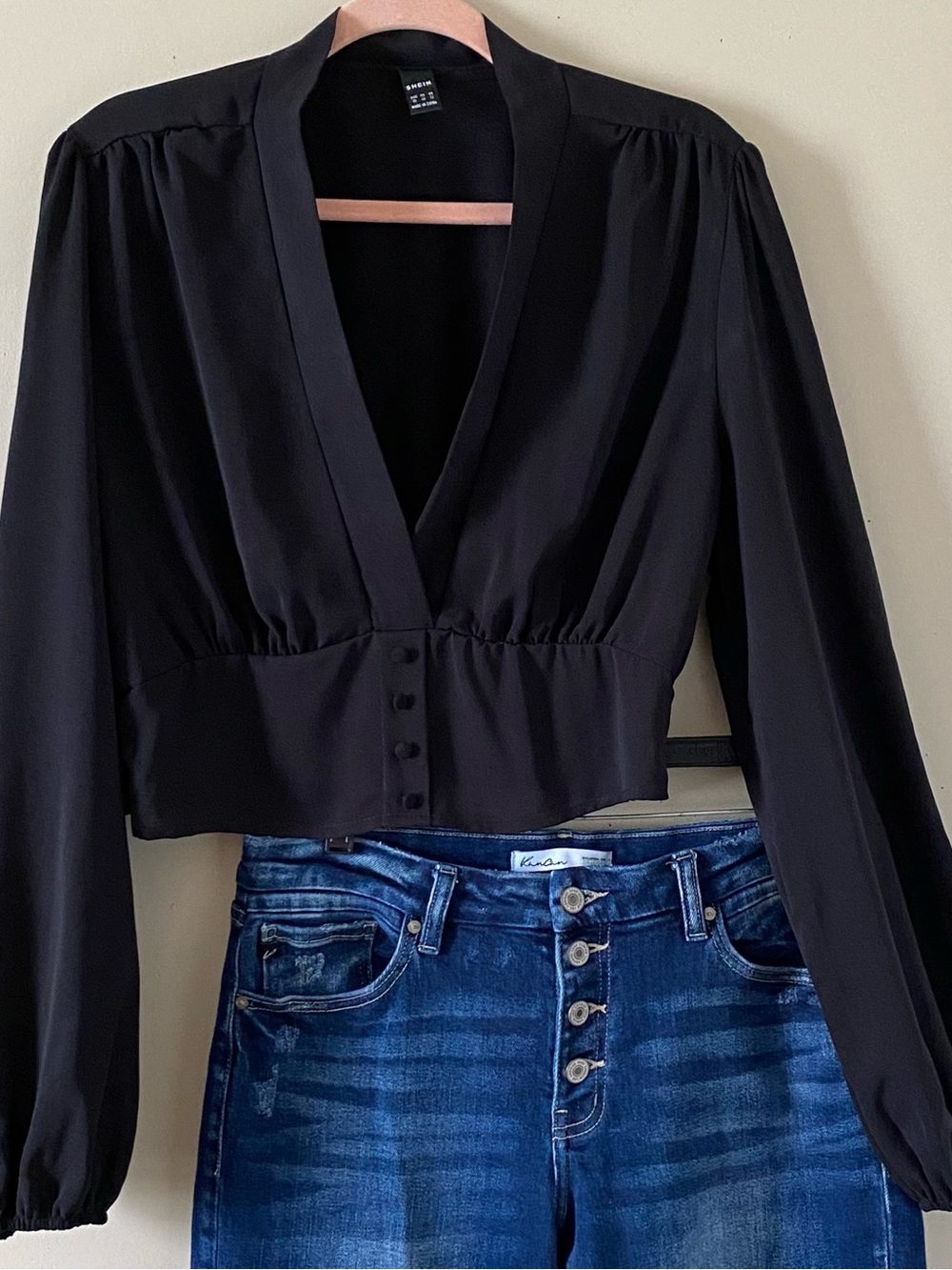 SHEIN Black Long-Sleeve V-Neck Cropped Blouse